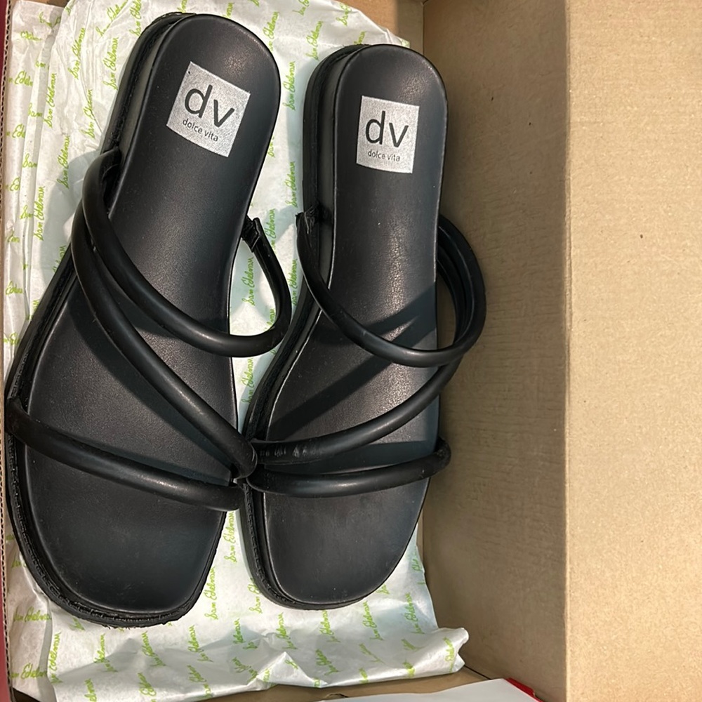 DV by Dolce Vita black sandals